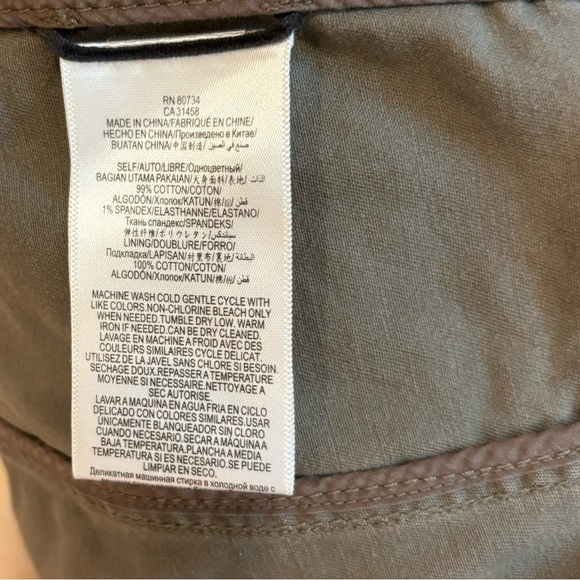 BCBG Max Azria Bronnen Safari / Utility Jacket size Medium - Picture 9 of 14